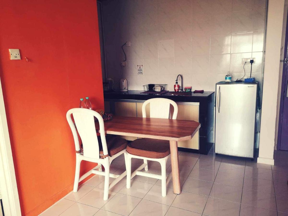 Appartement Sofea Garden à Malacca Extérieur photo